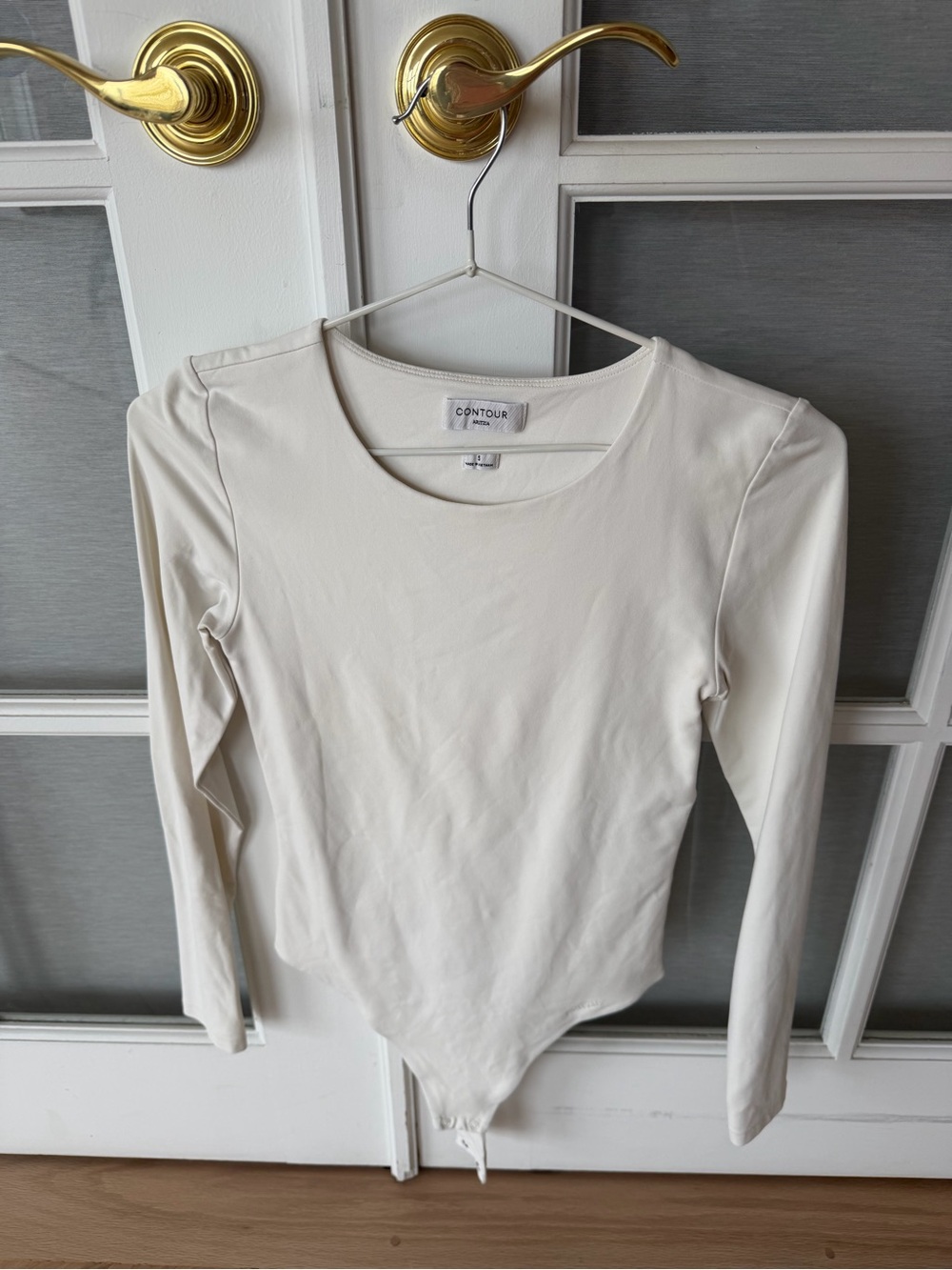 Aritzia Contour Long-Sleeve Cream Bodysuit